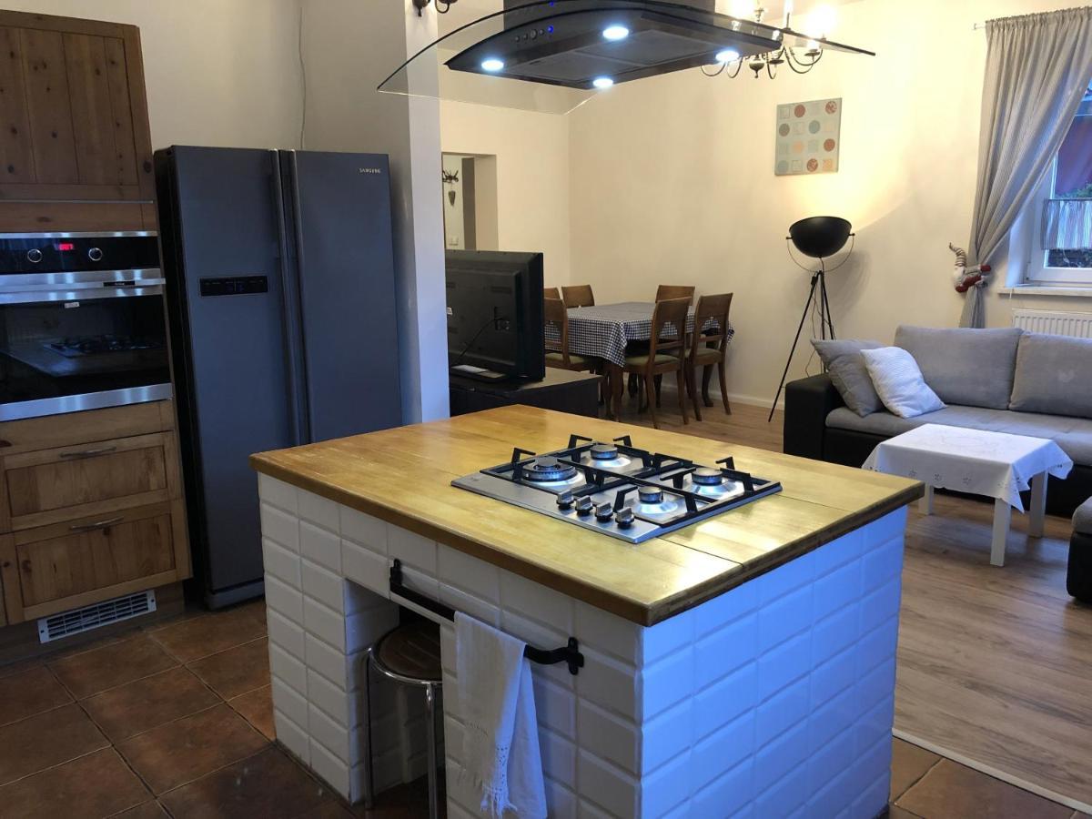Dom Tkacki - Apartamenty - Pokoje - Jacuzzi Kudowa-Zdrój Eksteriør bilde